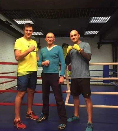 Тренировки по боксу групповые  Клуб единоборств "Груша" (12 тренировок) - купить в Карадулях